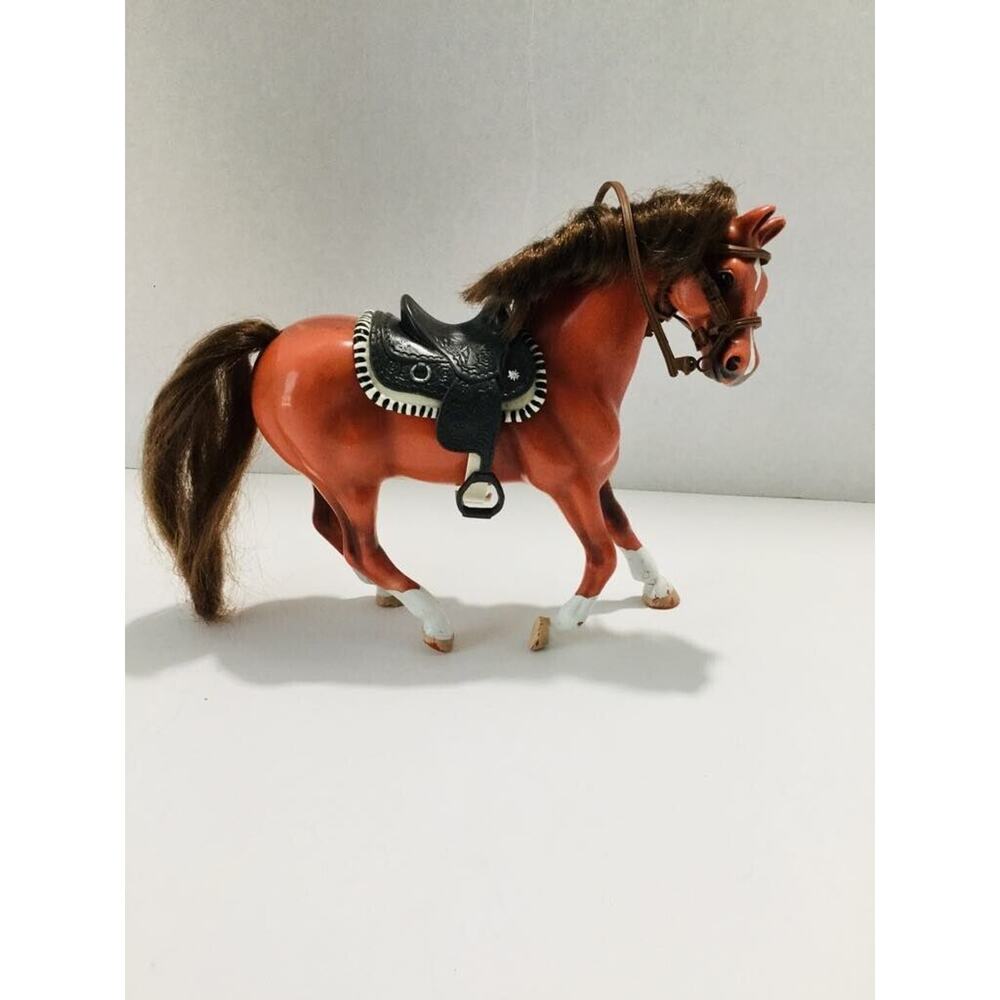1996 Empire Industries Grand Champion Horse Figurine + Original Saddle & Bridal